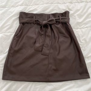 Banana Republic tie-waist vegan leather skirt-Size 8